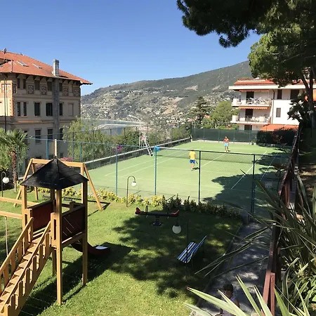 Casa Dei Nonni * Ospedaletti
